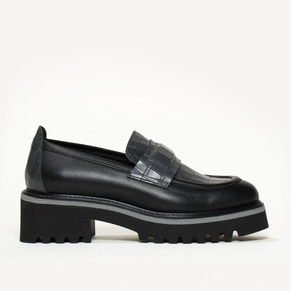 M.Gemi The Elsa Black Loafers Classic Croc Animal Shoes Leather Preppy 37 7 - Picture 2 of 10